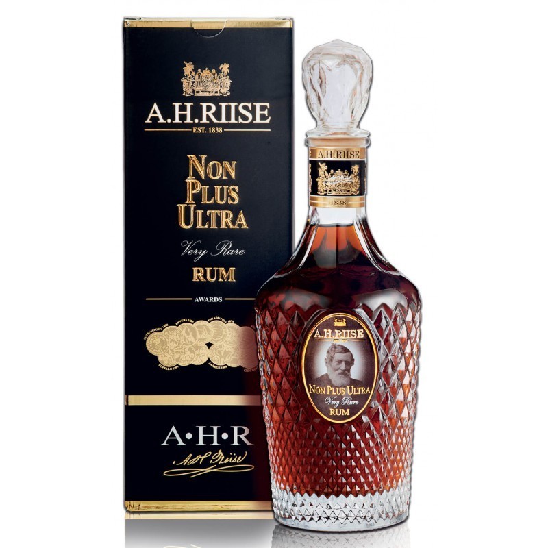 NON PLUS ULTRA VERY RARE  RUM A.H. RIISE  40°CL 70